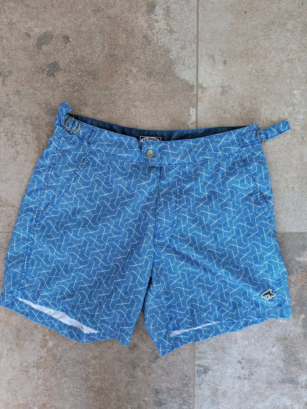 Le Shark S