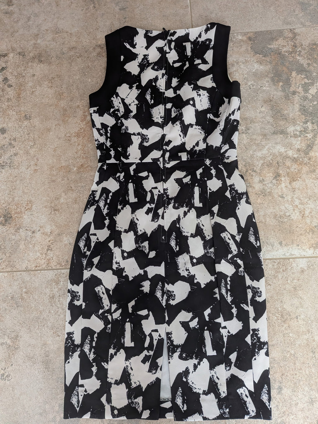 H&M Sukienka Abstrakcyjna S