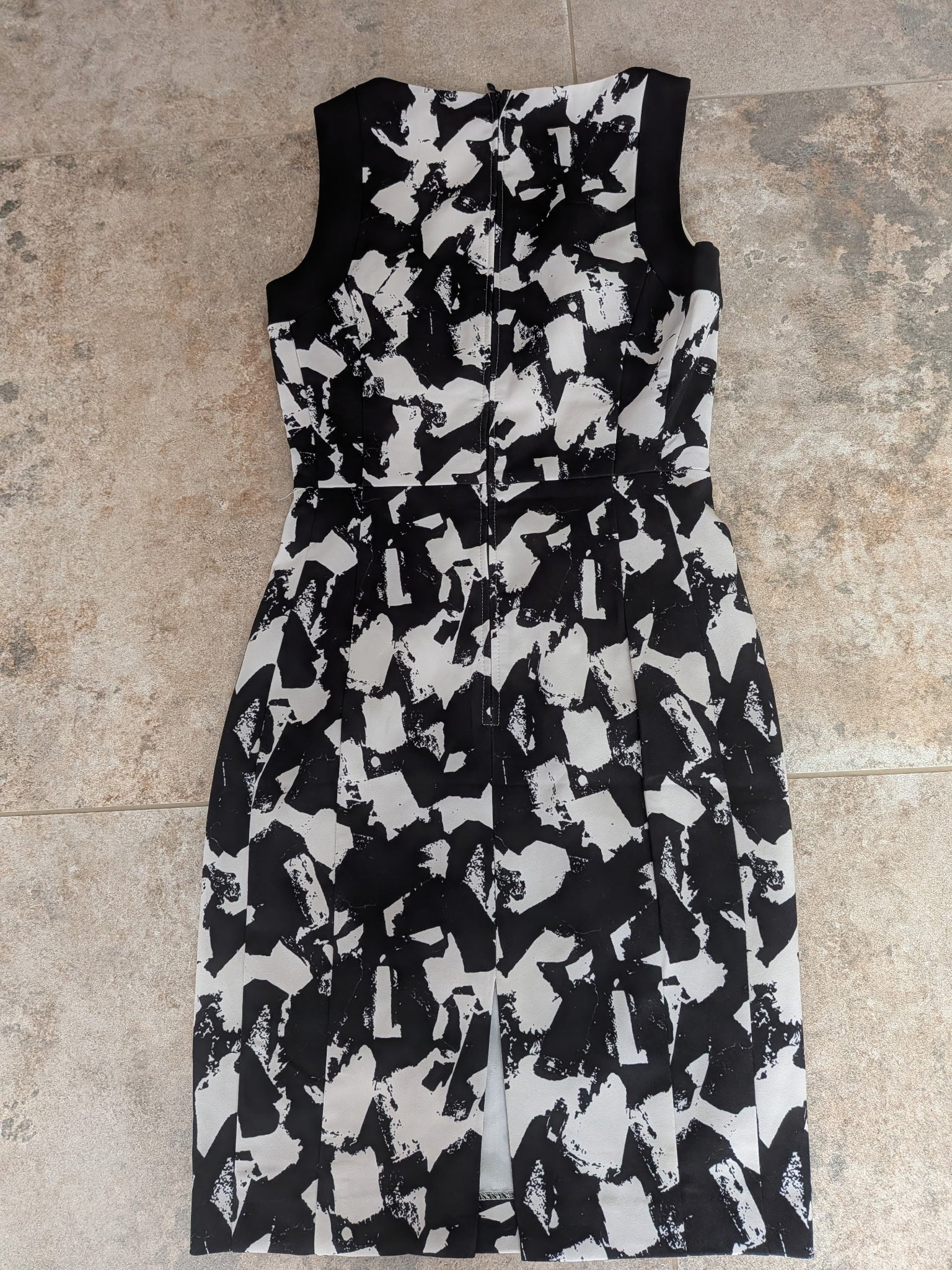H&M Sukienka Abstrakcyjna S